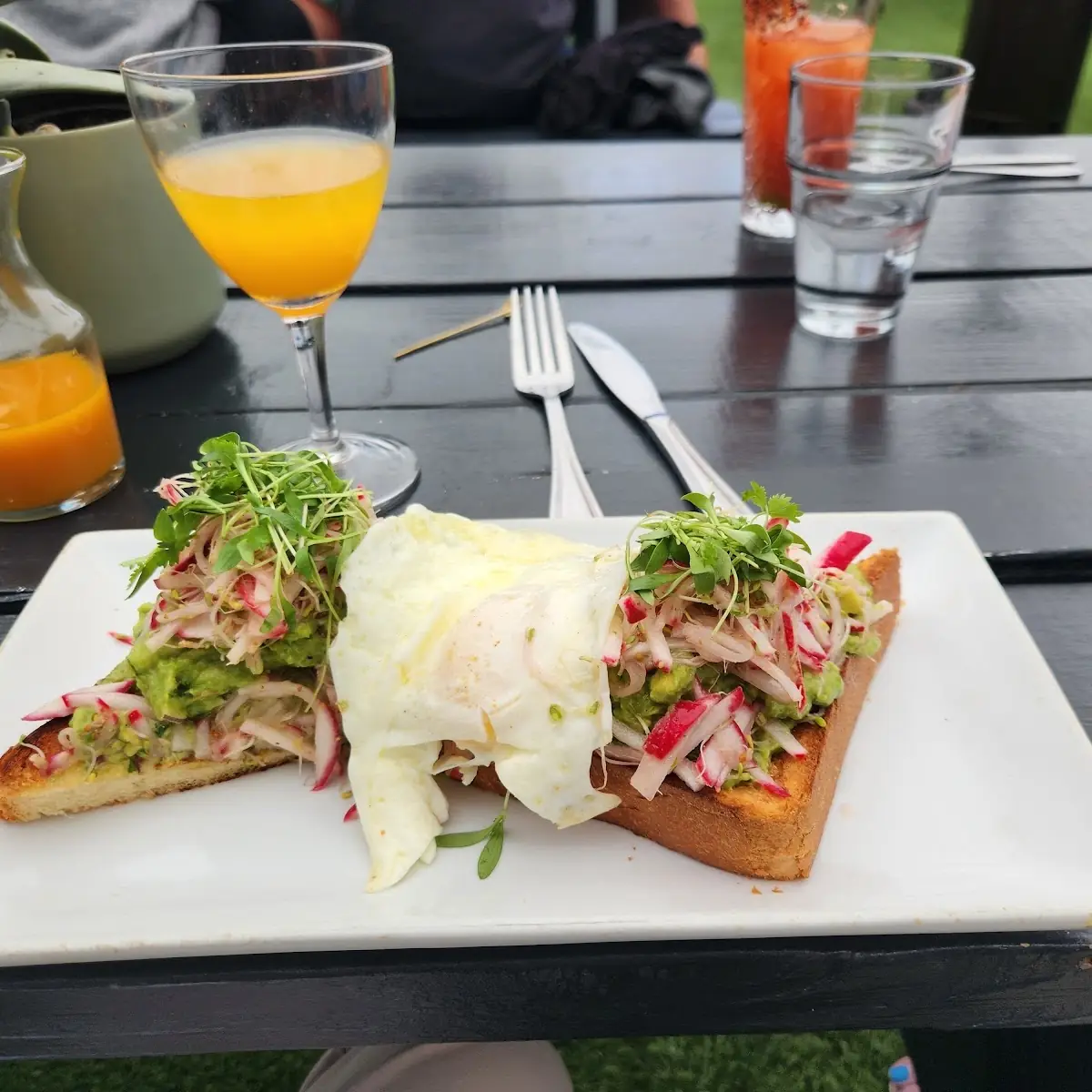 Avocado Toast w Eggs Any Style