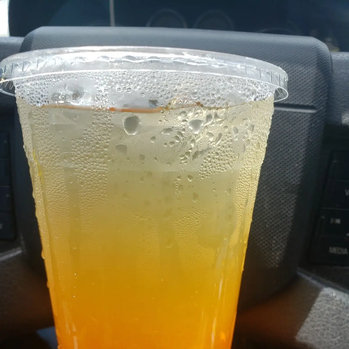 Passion Fruit Ice Tea Rainbow Jelly