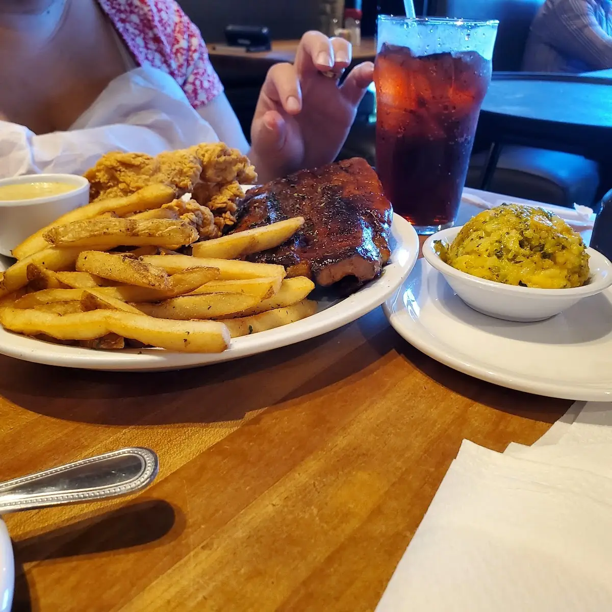 Ribs & Chicken Tenders