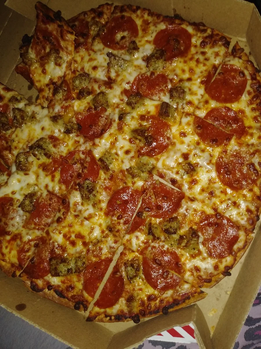 Thin Crust Pepperoni and Italian Sausage