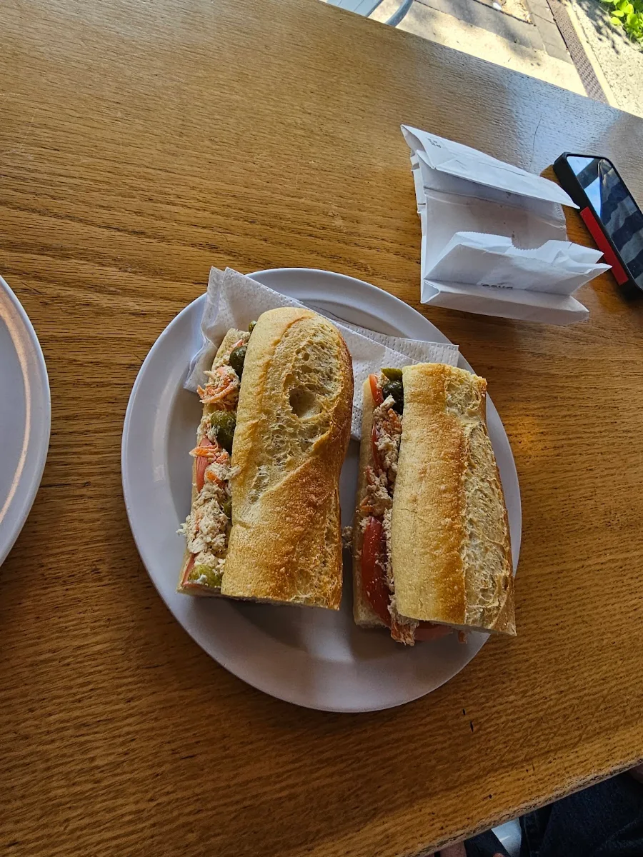 Tuna Sandwich