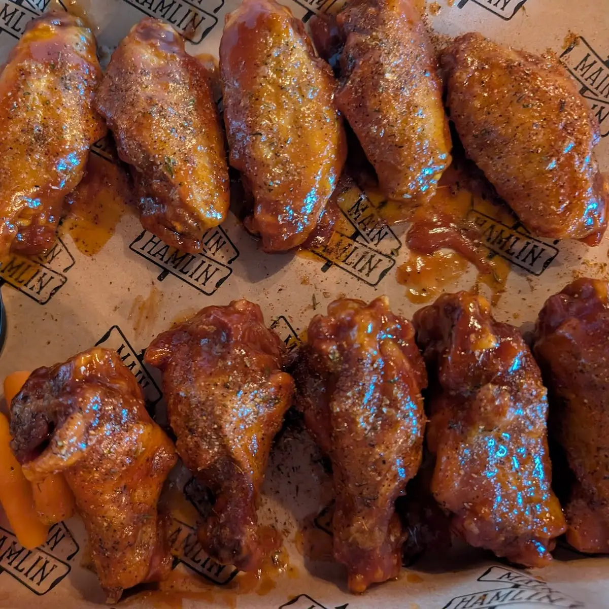 Hot Garlic Chicken Wings