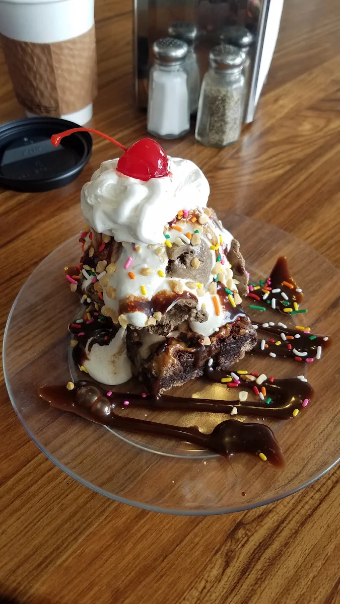 Brownie Sundae