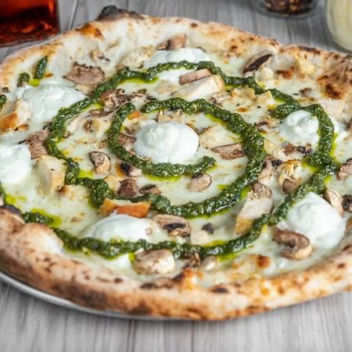 Pistachio Cream & Nutella Pizza