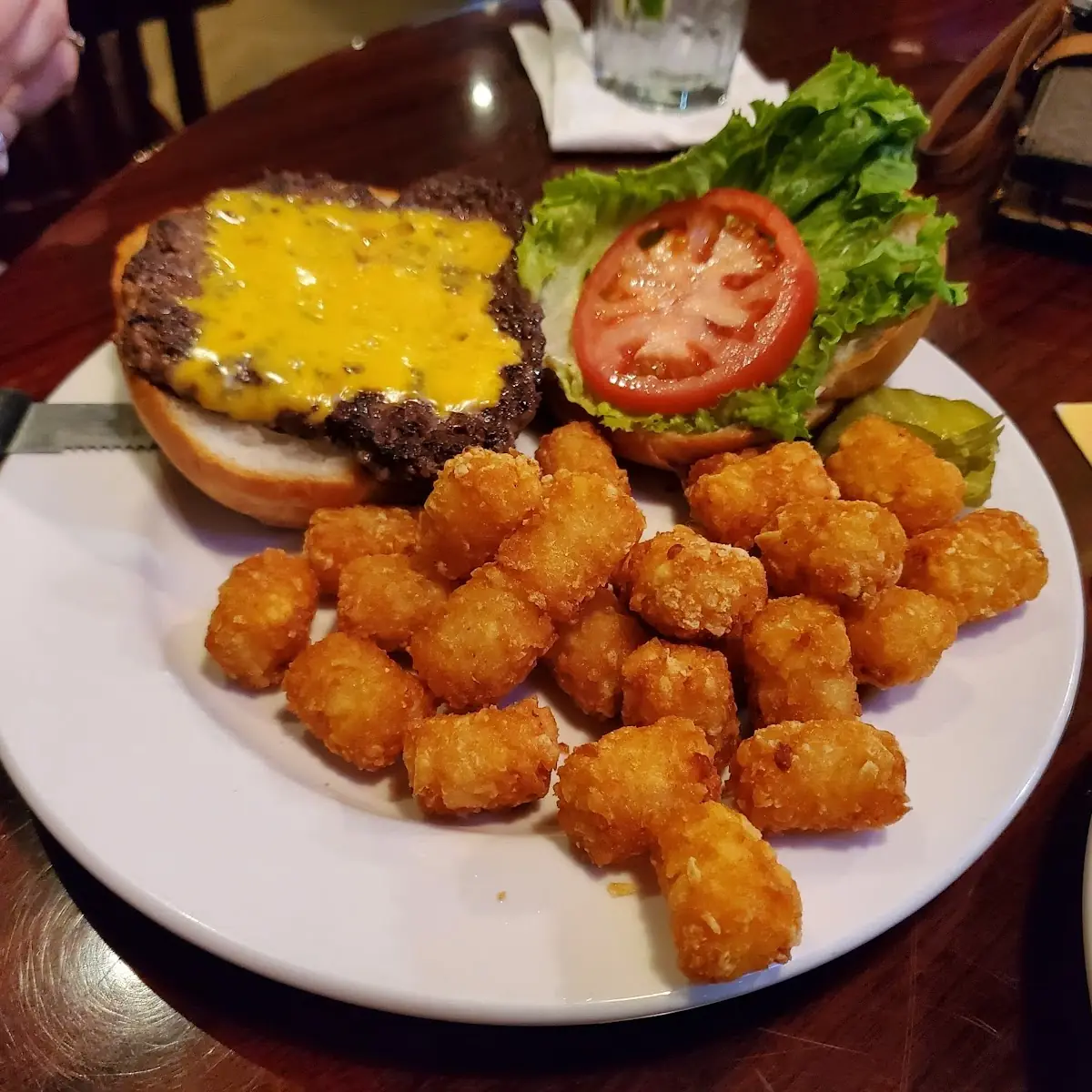 California Burger with Cheese