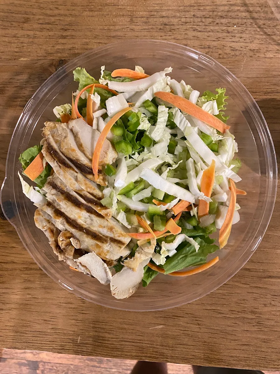 Highlights, LA STATION des saveurs - Épicerie de proximité - Sandwiches / Salades - Café / Espresso / Thé - Bière Artisanale / Vin