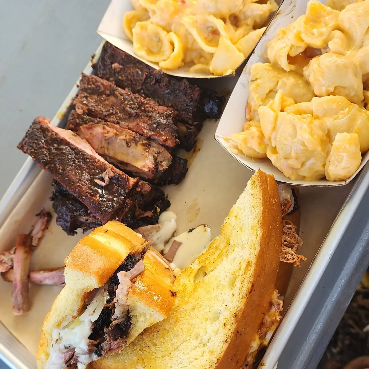 Brisket Melt Ribs Mac and Cheese