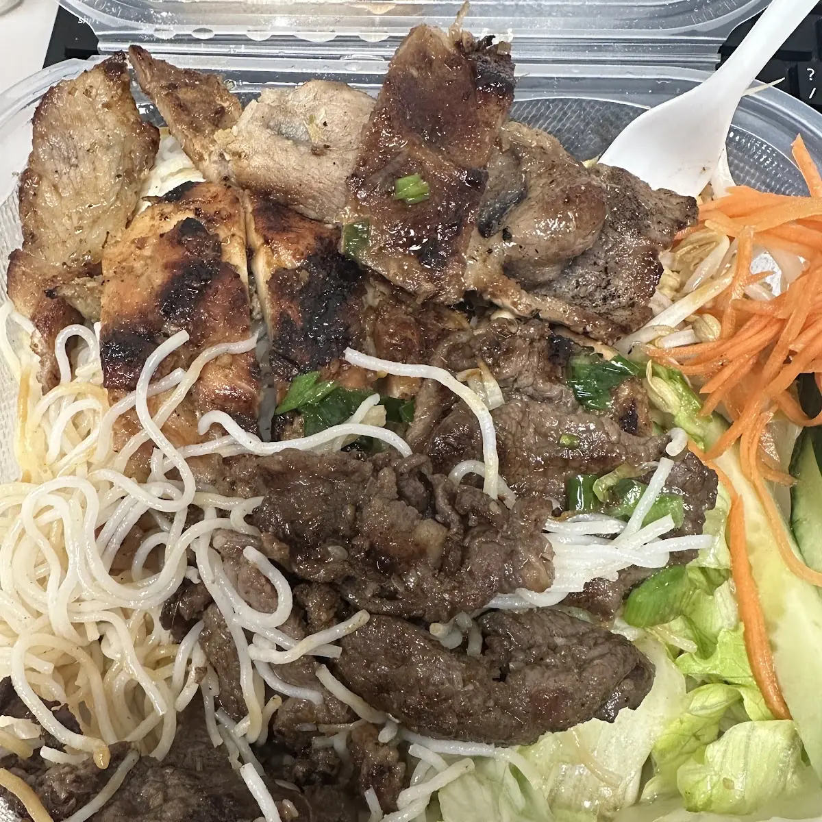 B3 Grilled Beef Vermicelli Bún Bò Nướng, Pho PAPA Vietnamese Restaurant