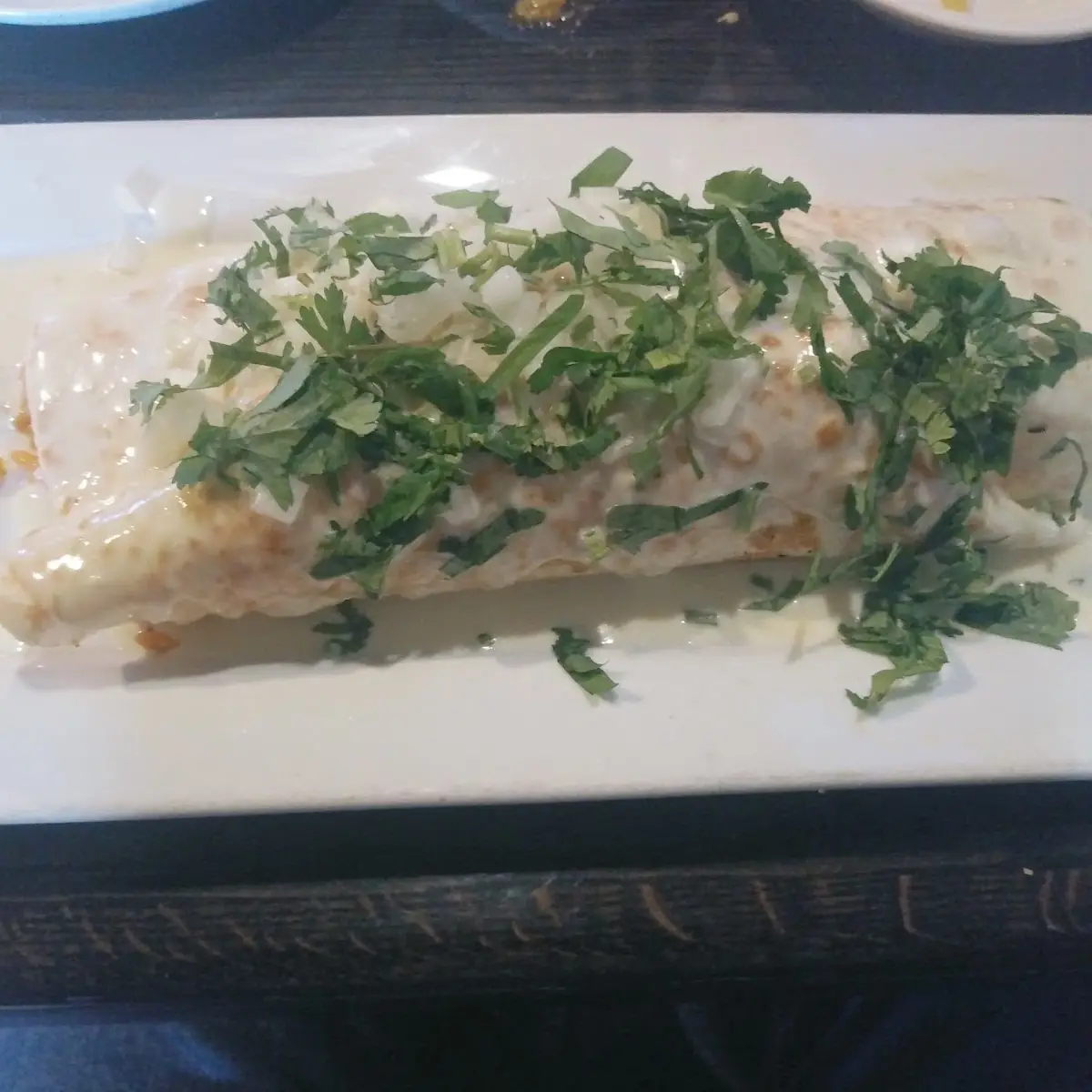 Burro De Pollo En Salsa De Queso