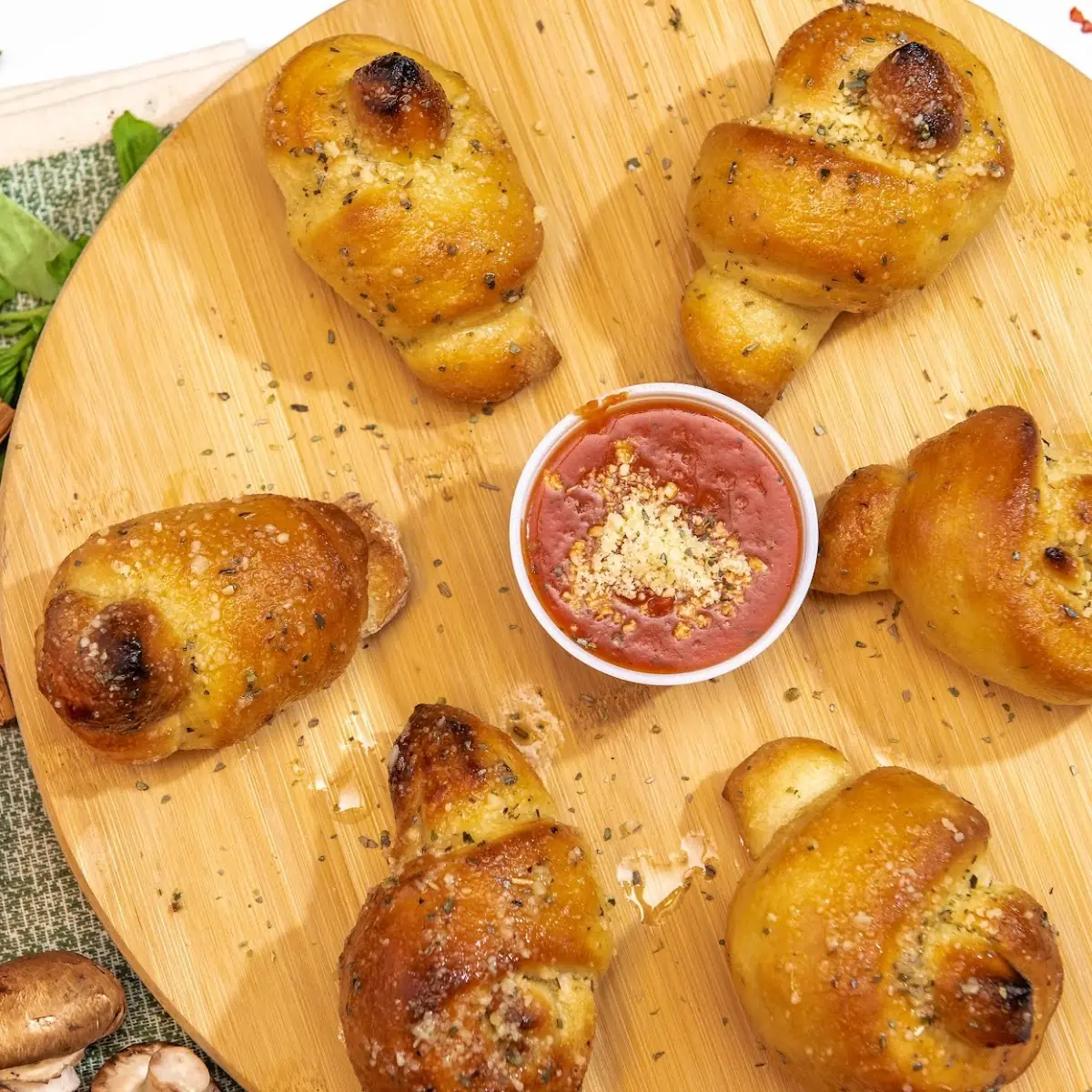 Garlic Knots