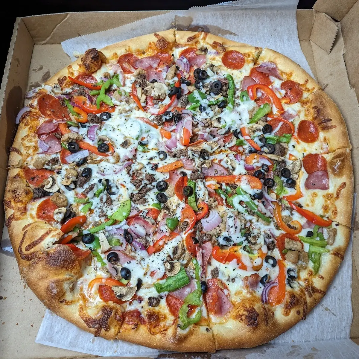 Mountain Supreme Pizza