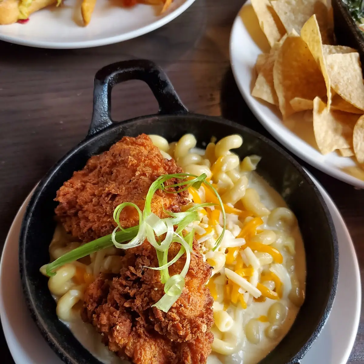 Southern Fried Chicken Mac & Cheese