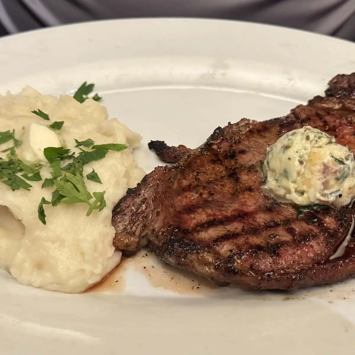 Blackened Ribeye Mashed Potatoes and Asparagus