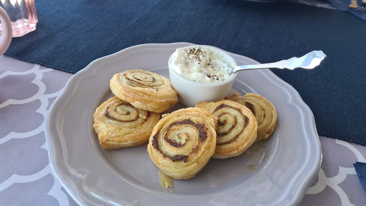 Cinnamon Raisin