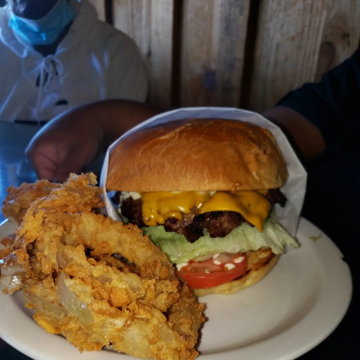 Cheeseburger Deluxe