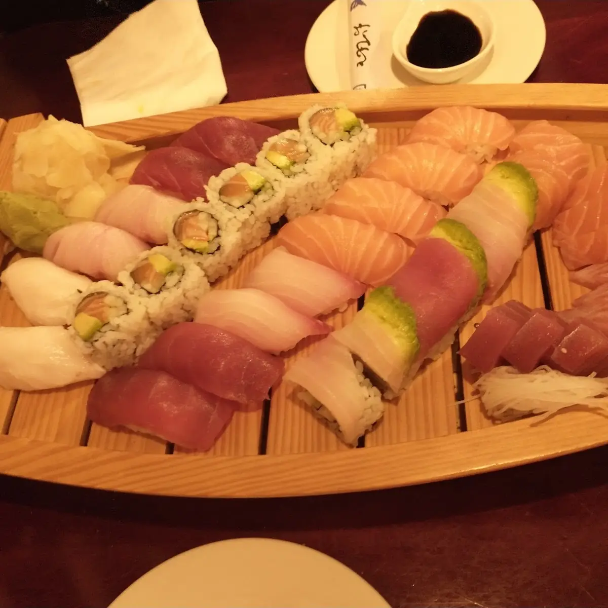 Sushi Sashimi Dinner