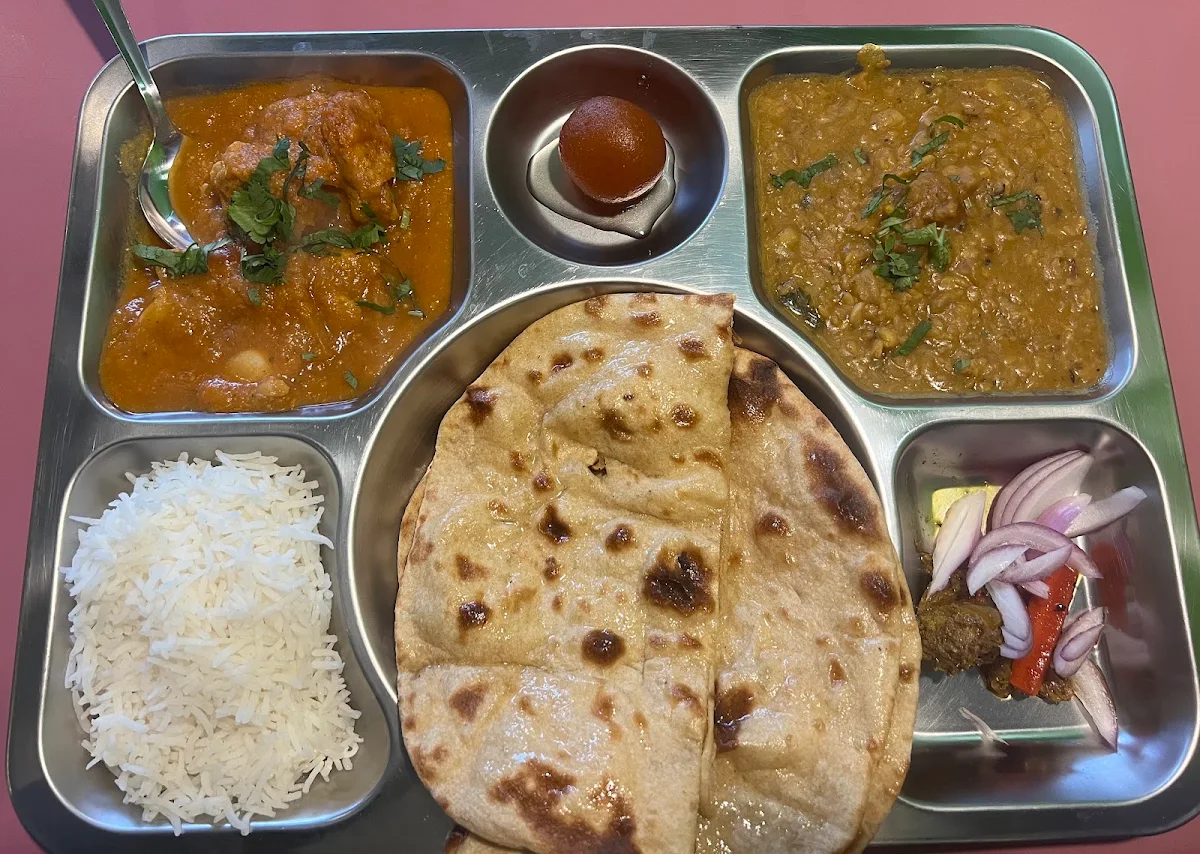 Punjabi Fix Lunch, Royal Choice Indian Cuisine