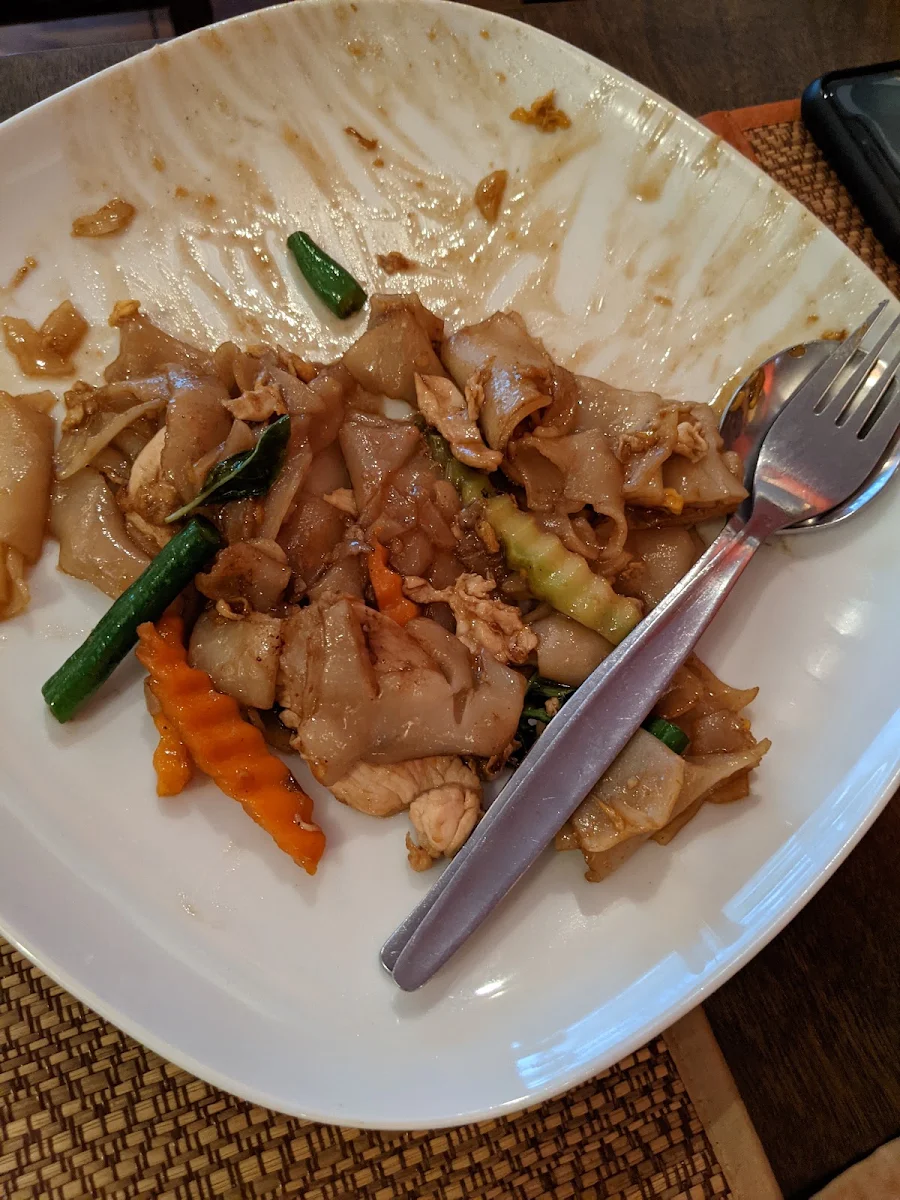 Pad Kee Mao, Chiang Mai House