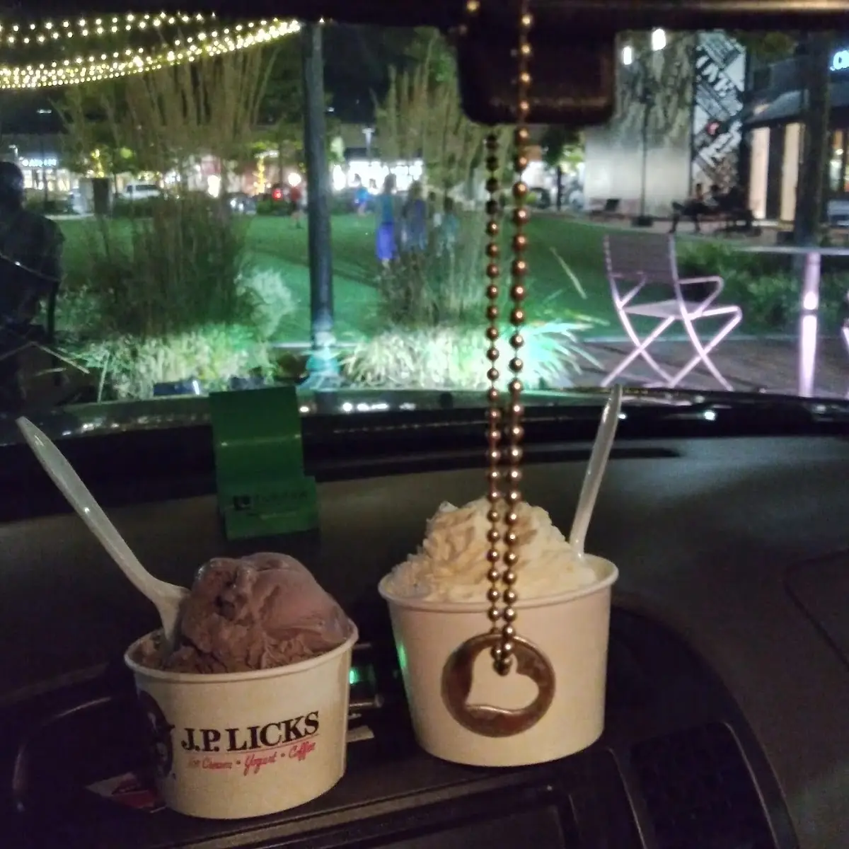 Black Raspberry and Apple Crisp Icecream