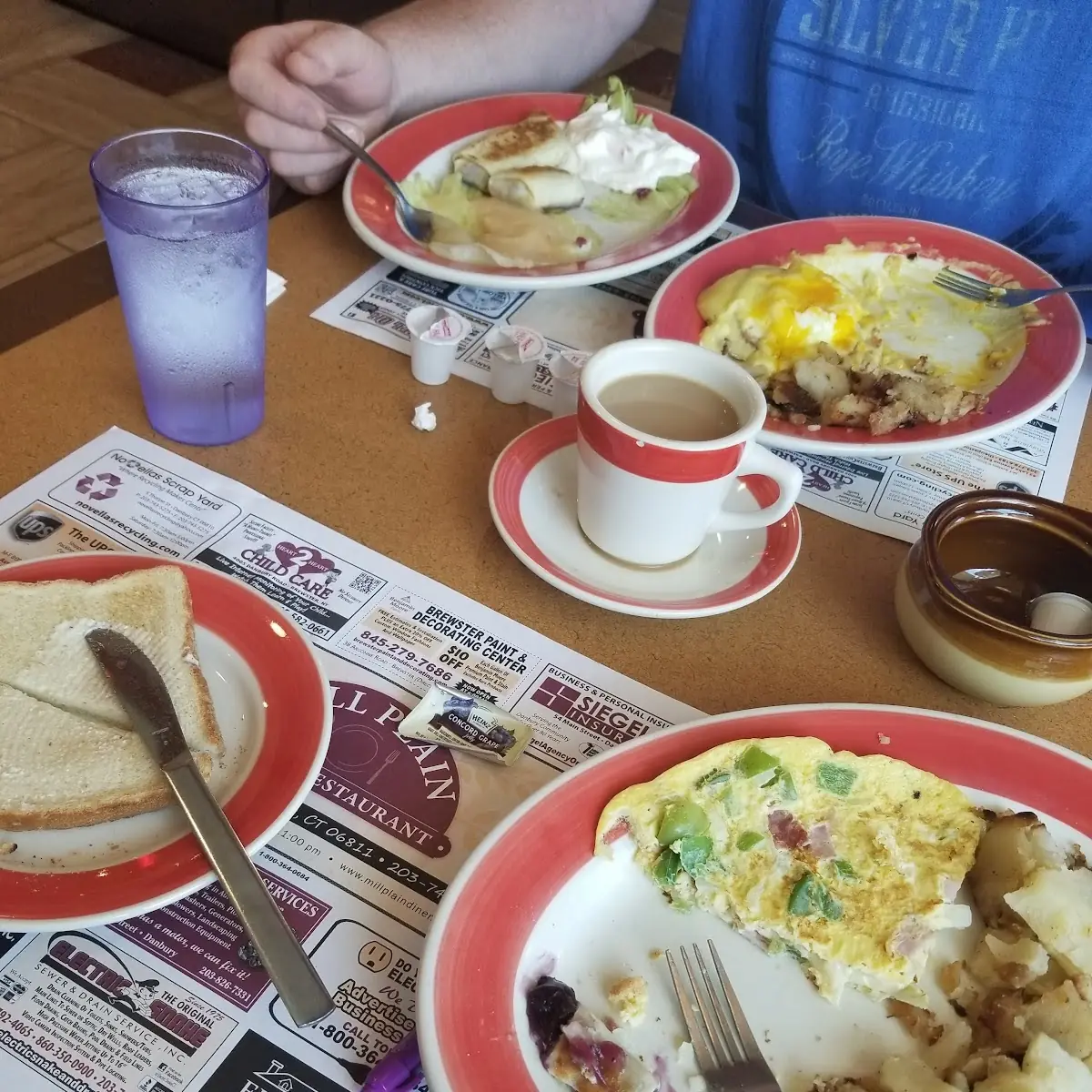 Eggs Benedict & Veggie Omelette