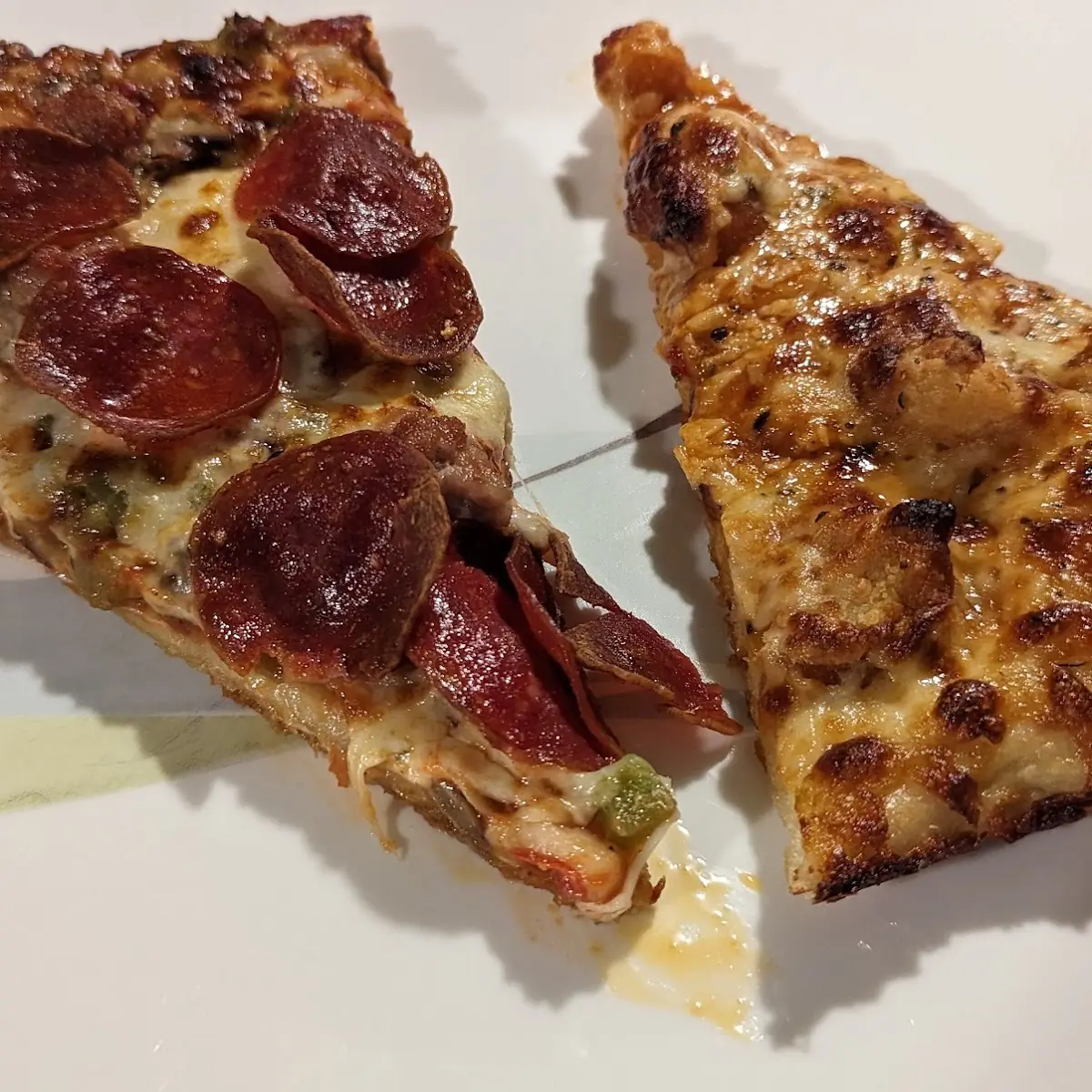 Thin Crust Wing Lover and Pepperolive