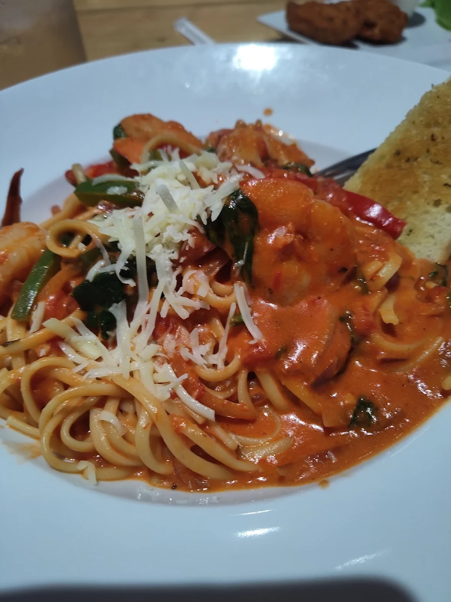 Jumbo Shrimp Linguine