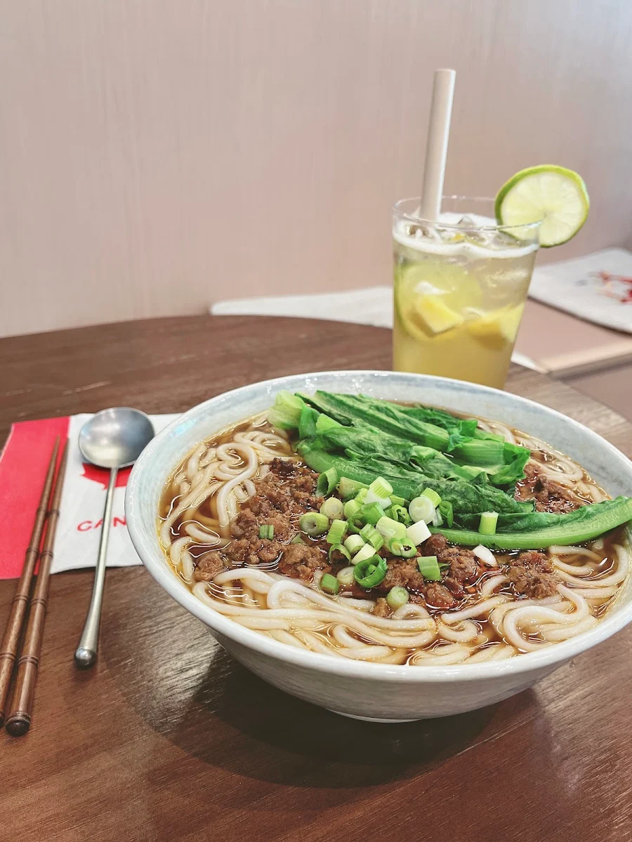 Mixed Sauce Small Pot Rice Noodles