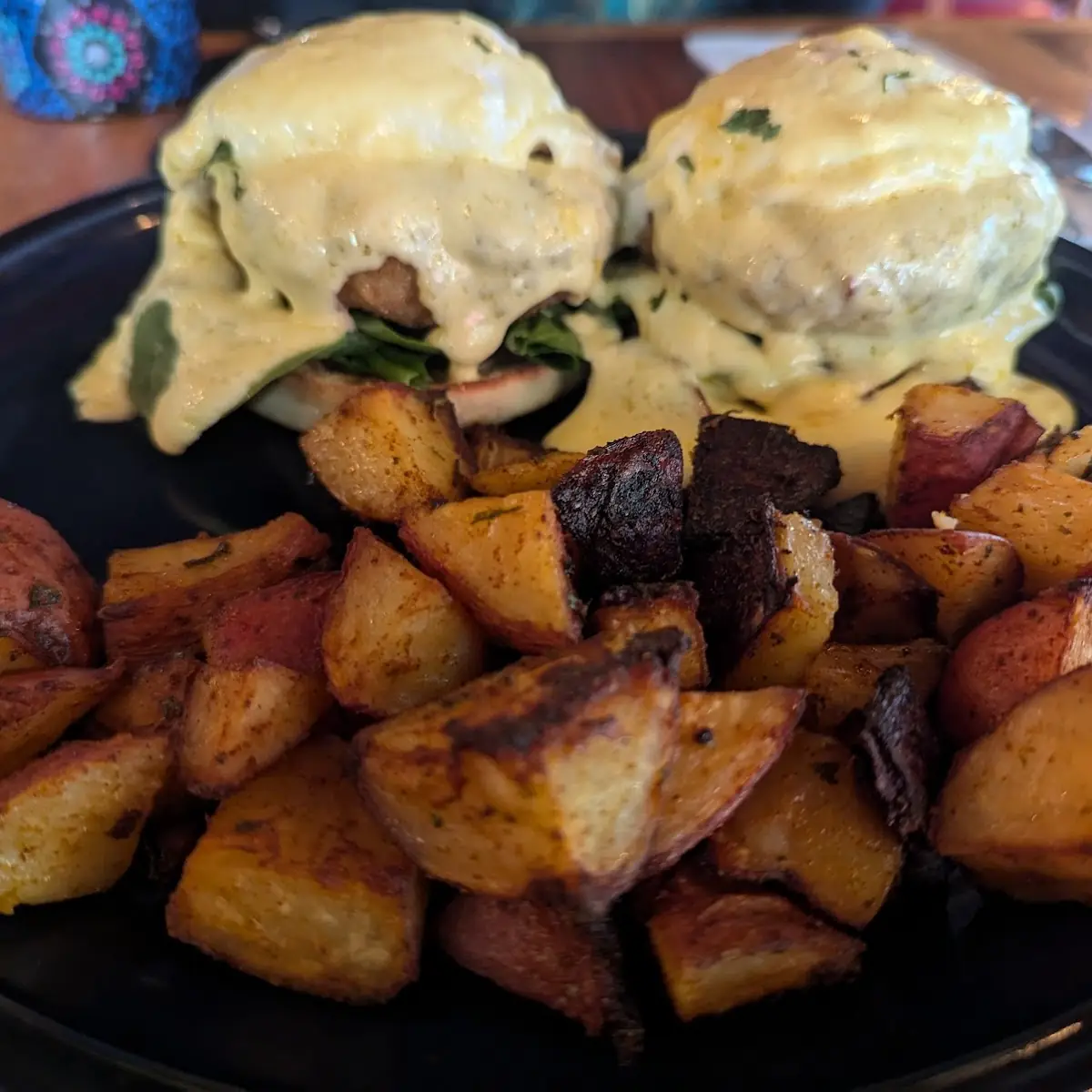 Crab Cake Benny