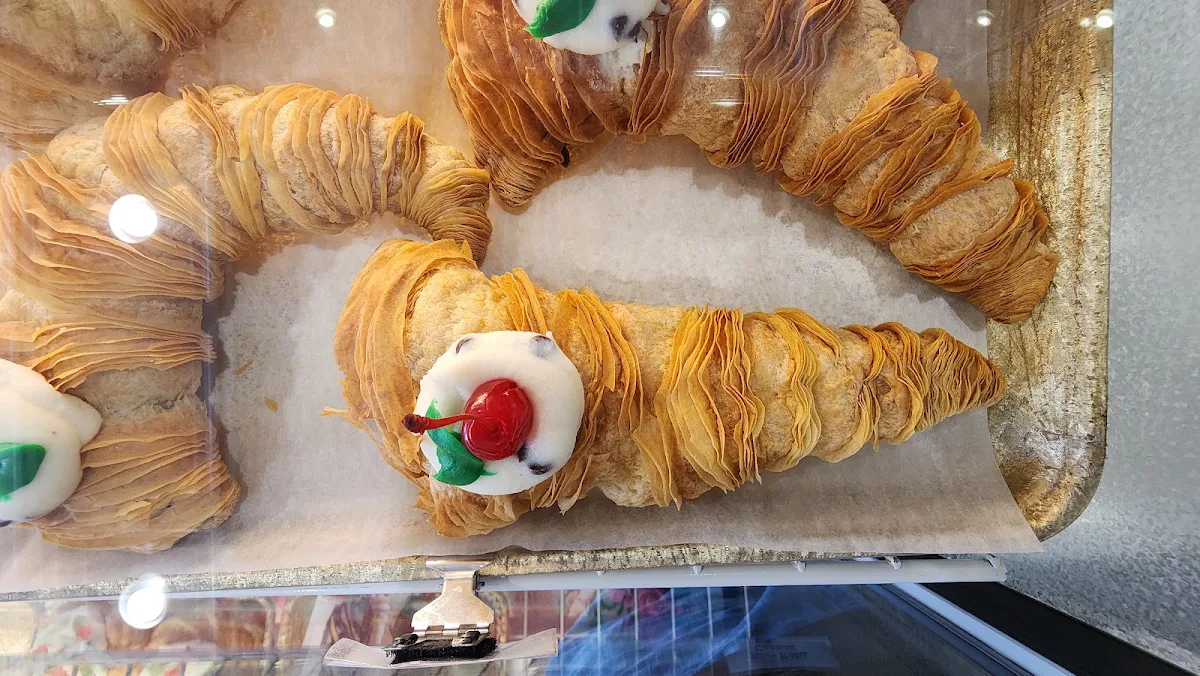 Lobster Tail Cannoli