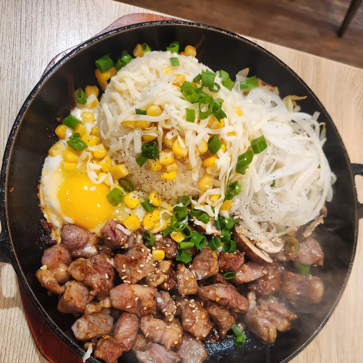 Sizzling Rice Plate with Beef