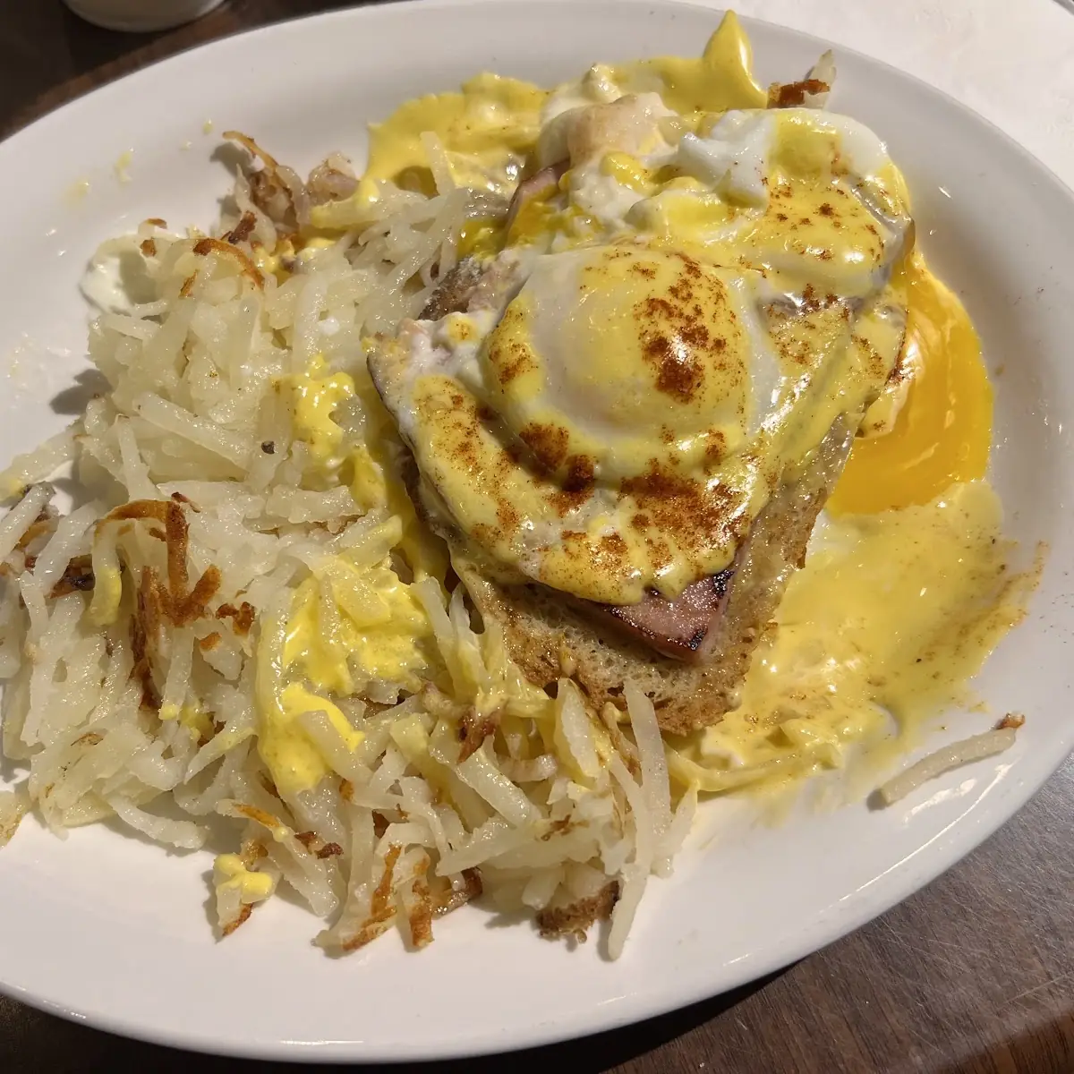 Eggs Benedict