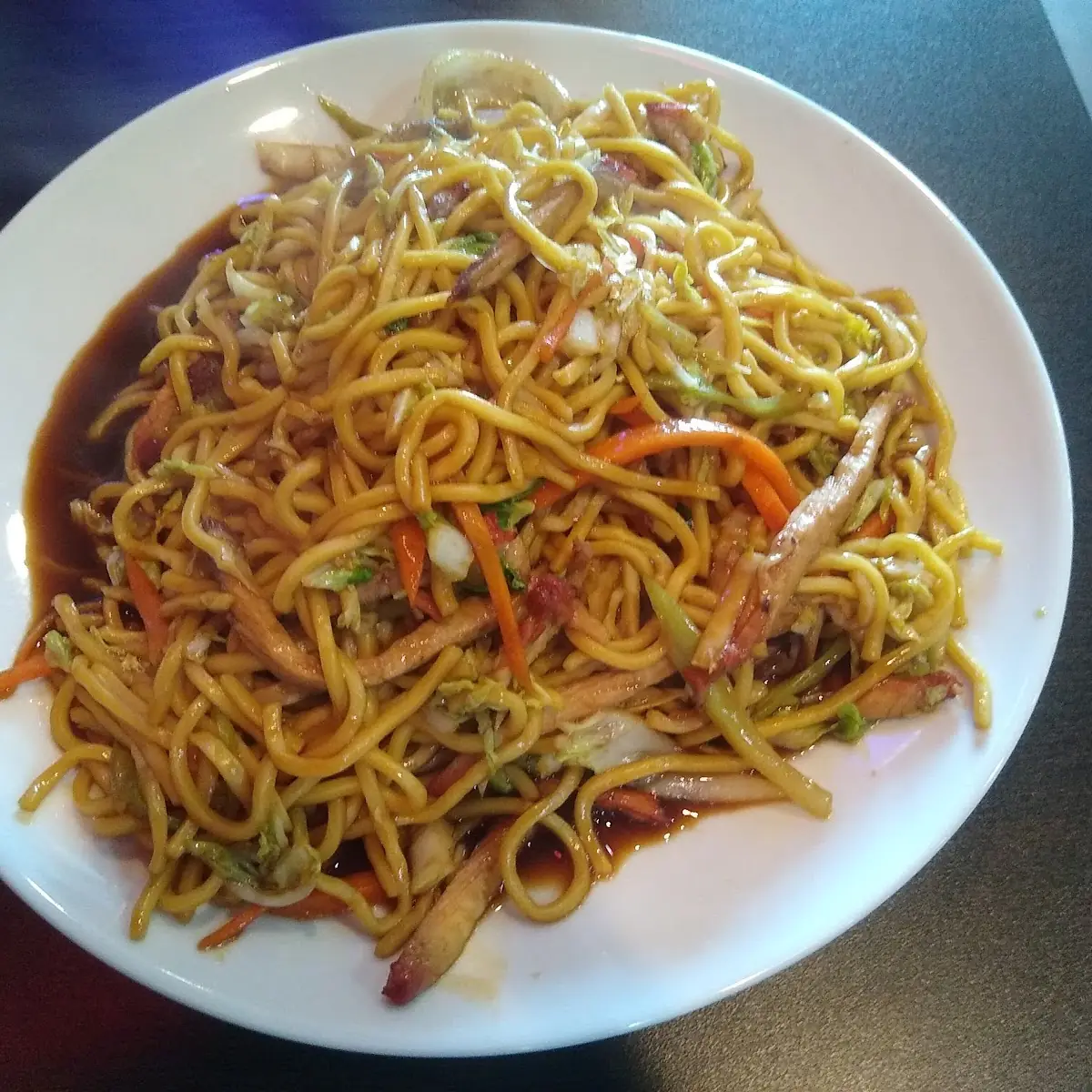 Roast Pork Lo Mein