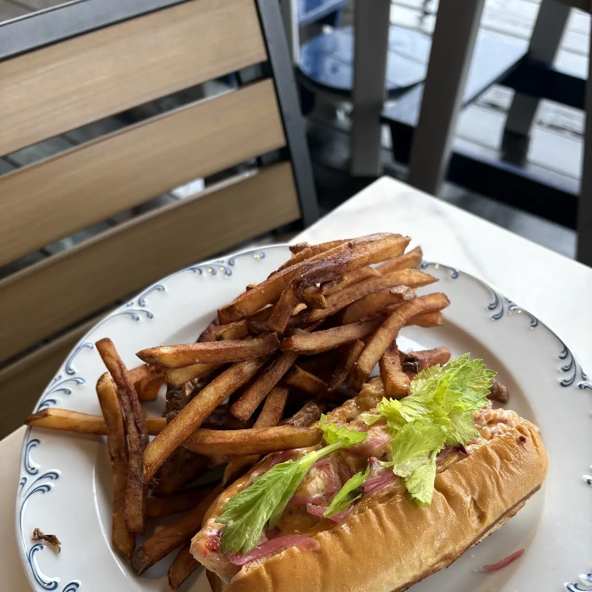 Maine Lobster Roll