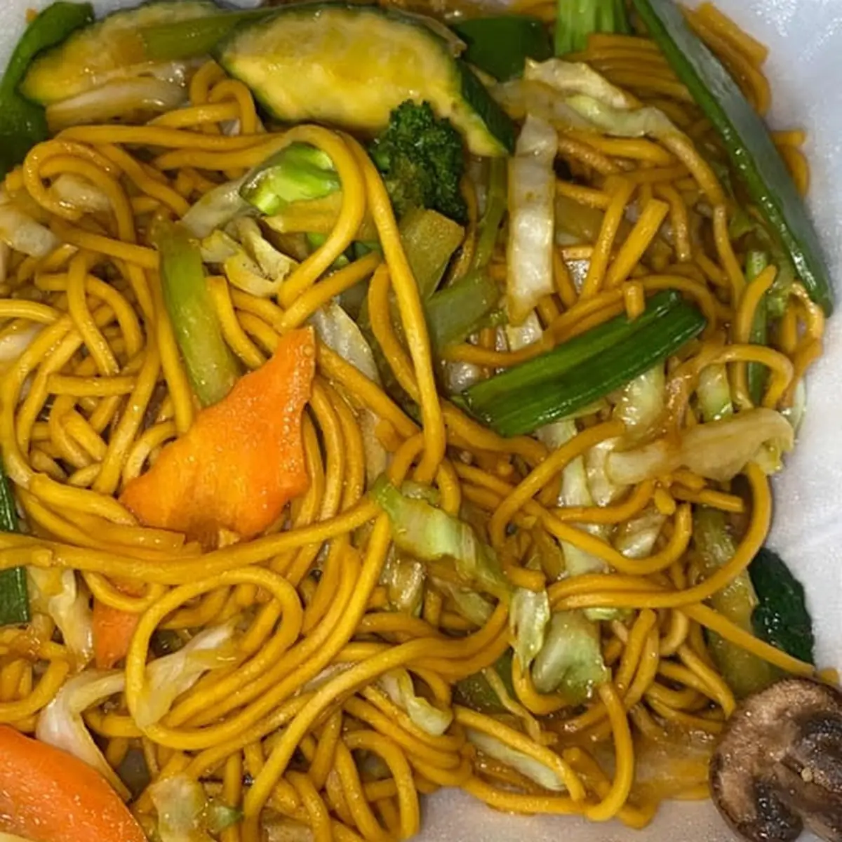 Gen TSO's Chic ch Chow Mein BBQ Pork Egg Roll