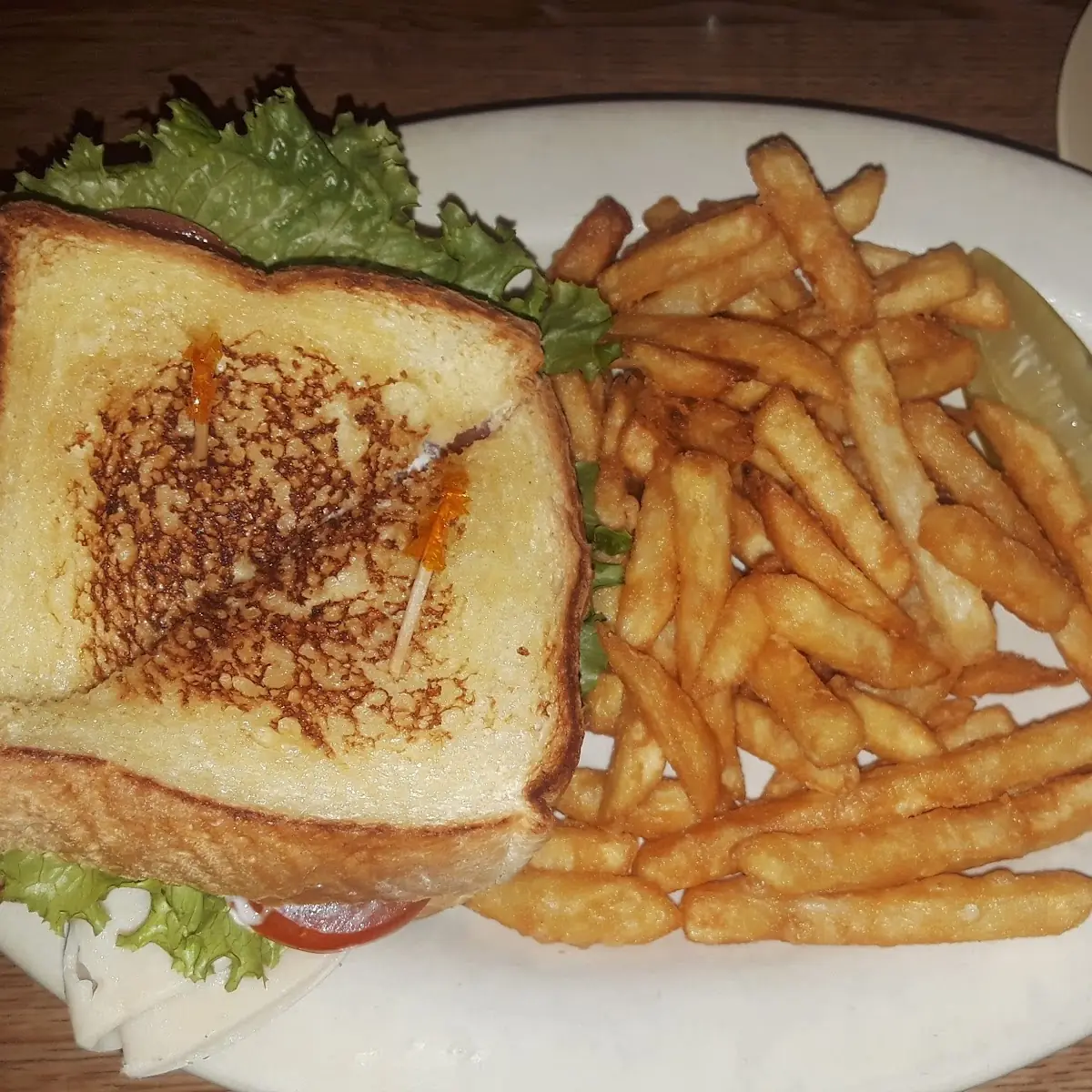Grilled Cheese & Fries
