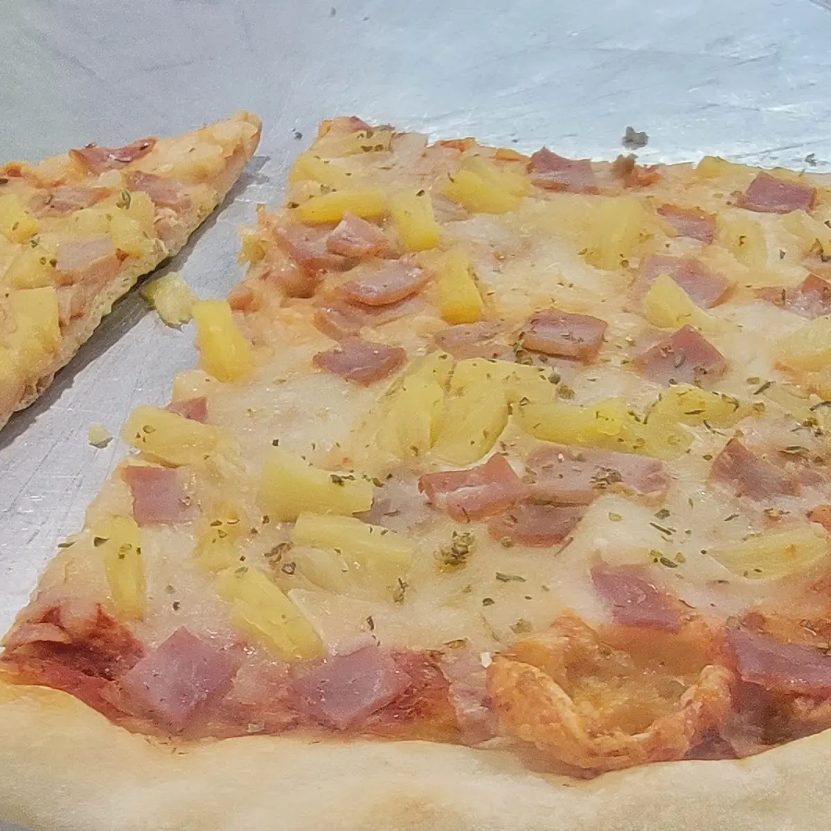 Hawaiian Pizza