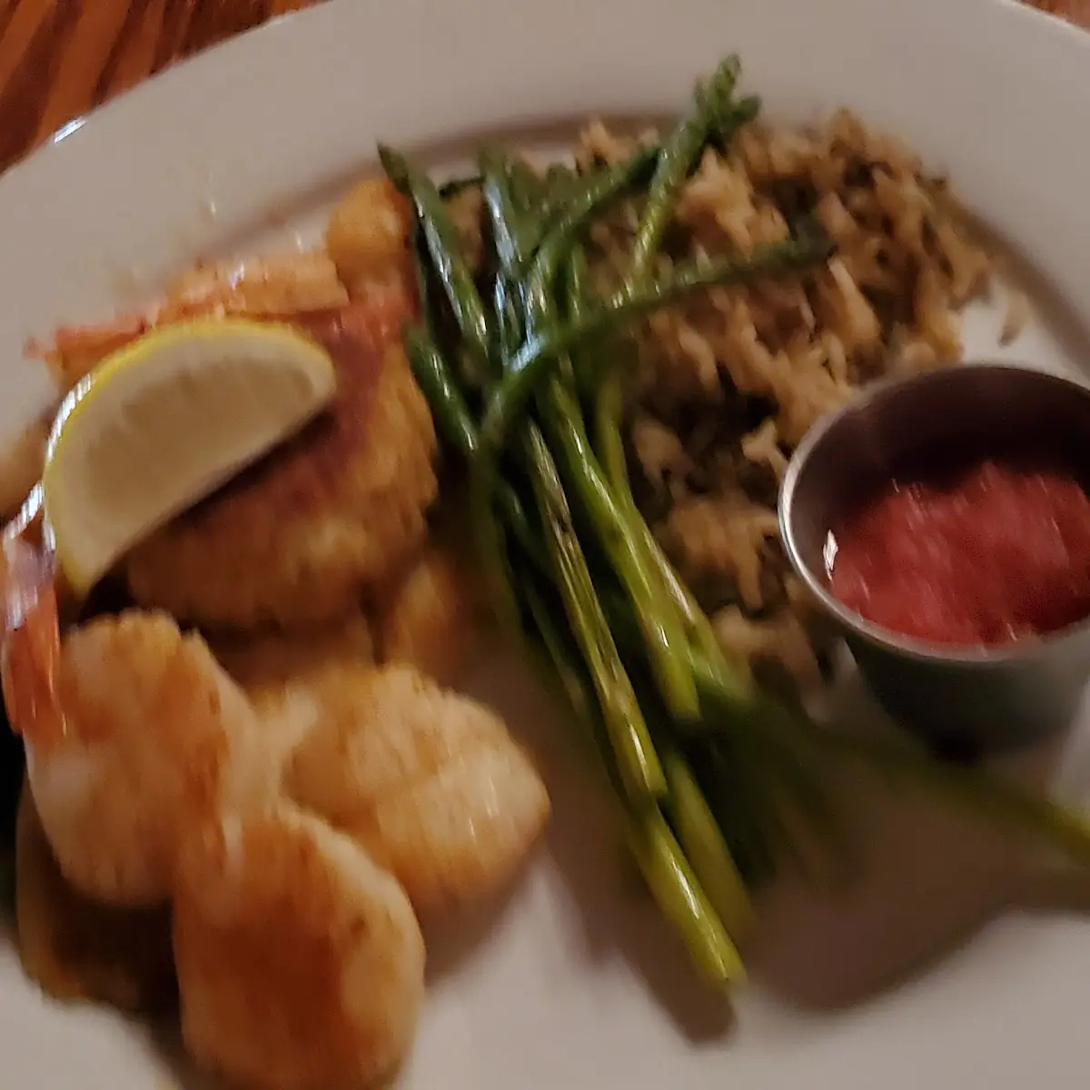 Broiled Seafood Platter