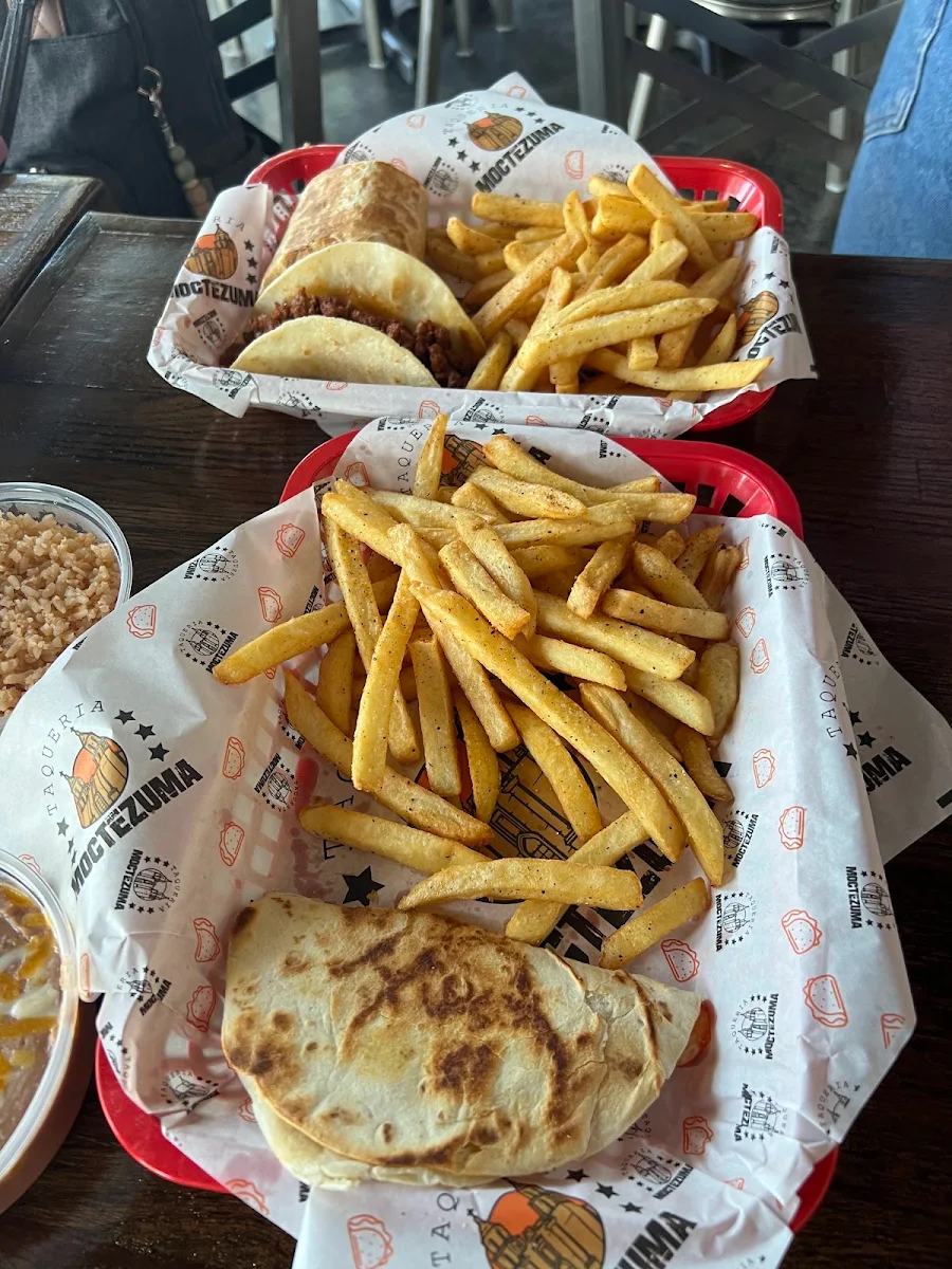 Chips & Queso