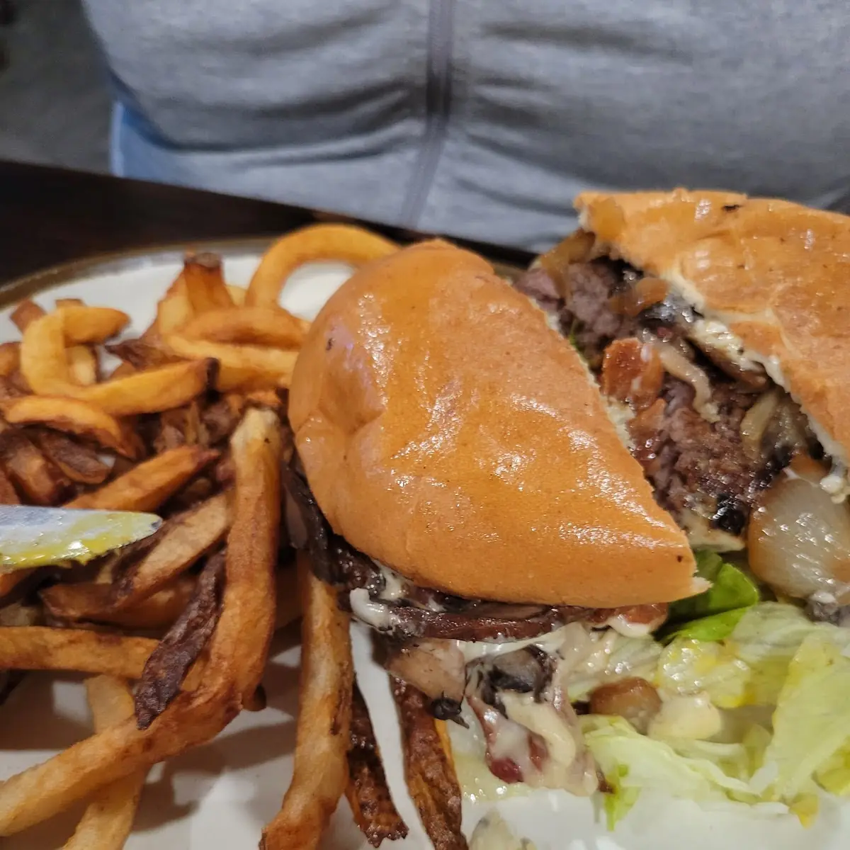 Bacon Mushroom Burger