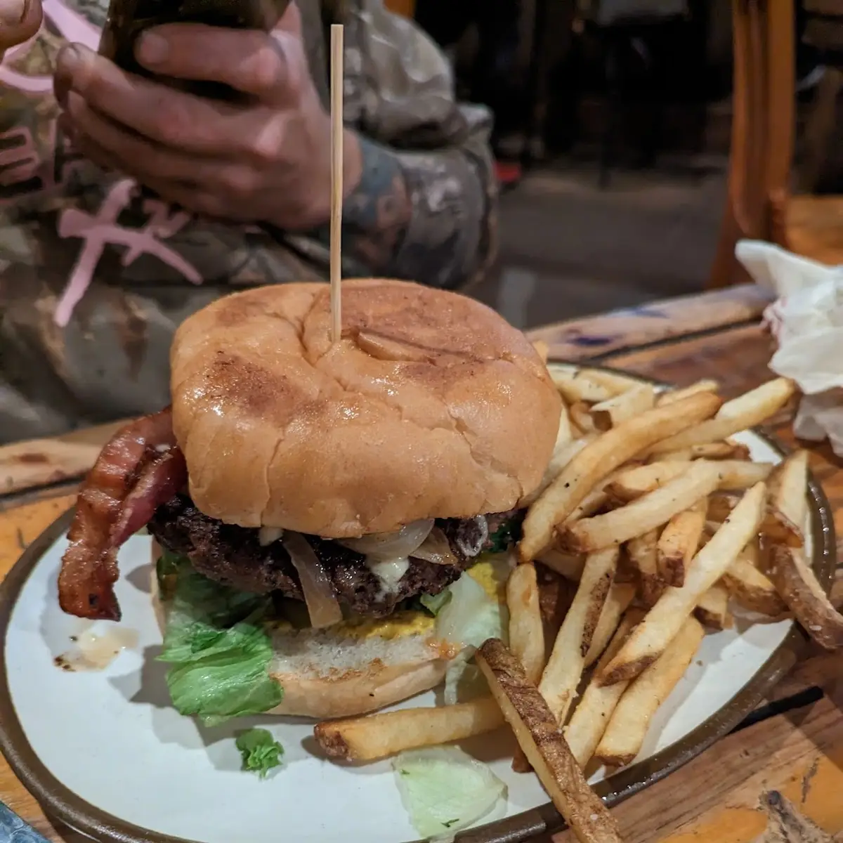 Outlaw Burger