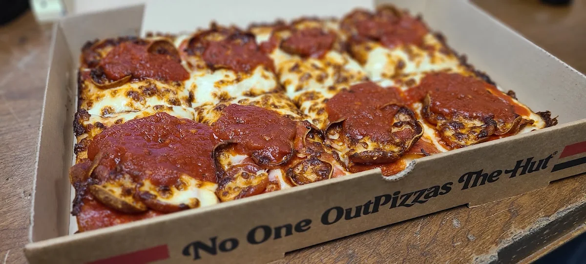 Detroit Style Pizza