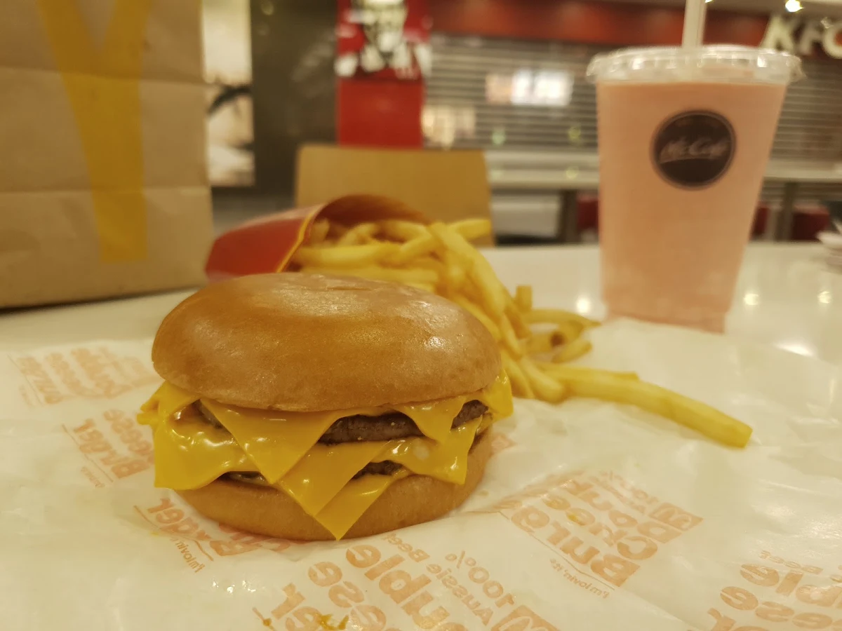 Double Cheeseburger with Double Cheese, McDonald's Eastlink Northbound