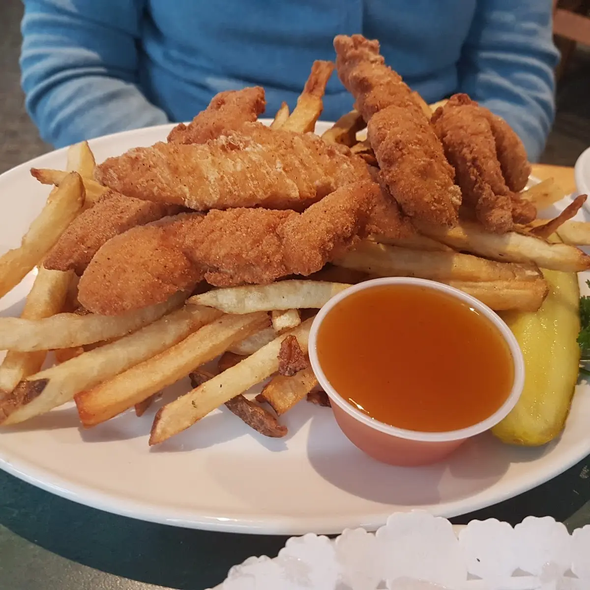 Highlights, Whirlpool Restaurant