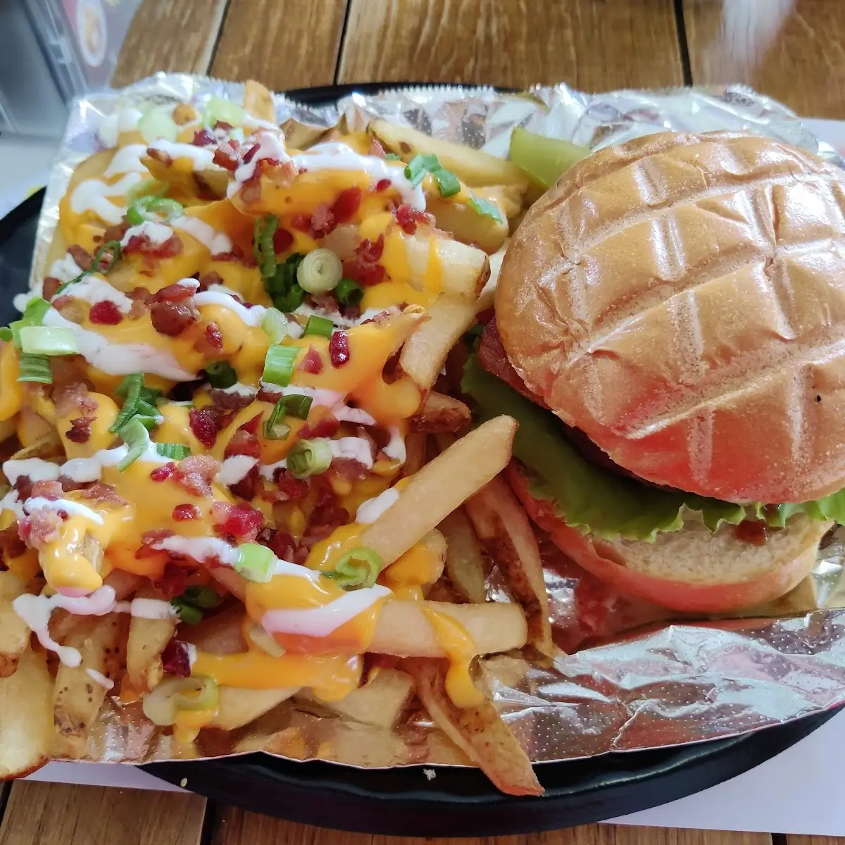 Bacon & BBQ Cheesburger Deluxe