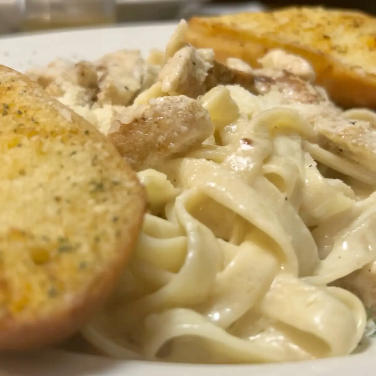 Chicken Alfredo Pasta