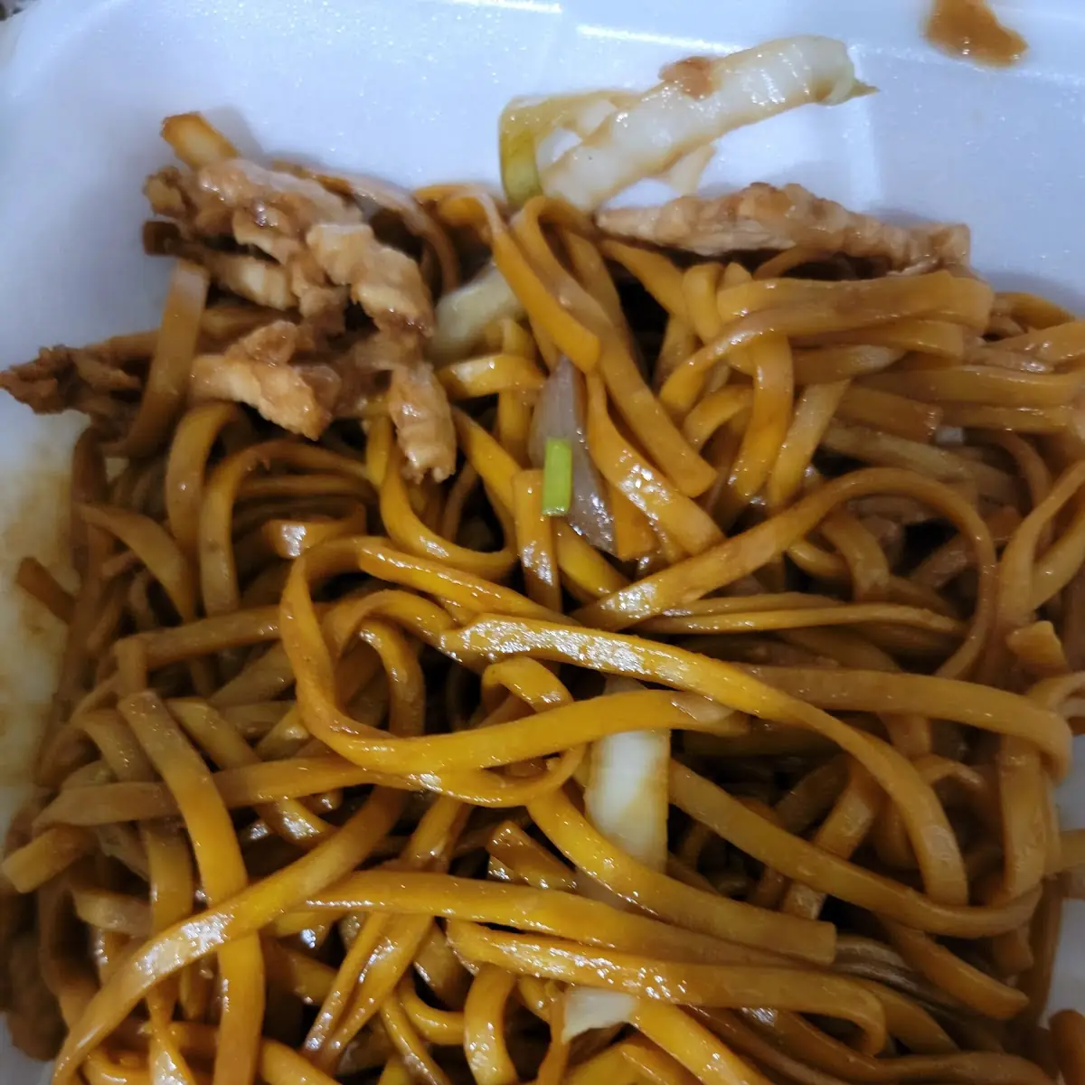 Chicken Lo Mein Noodles