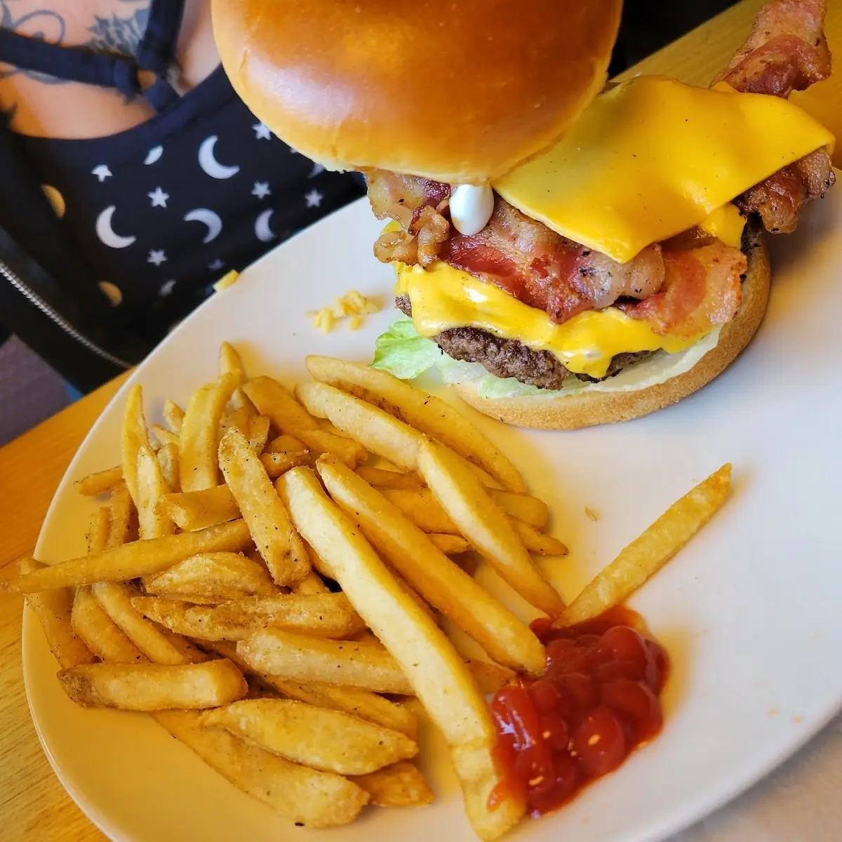 Bacon Cheddar Burger
