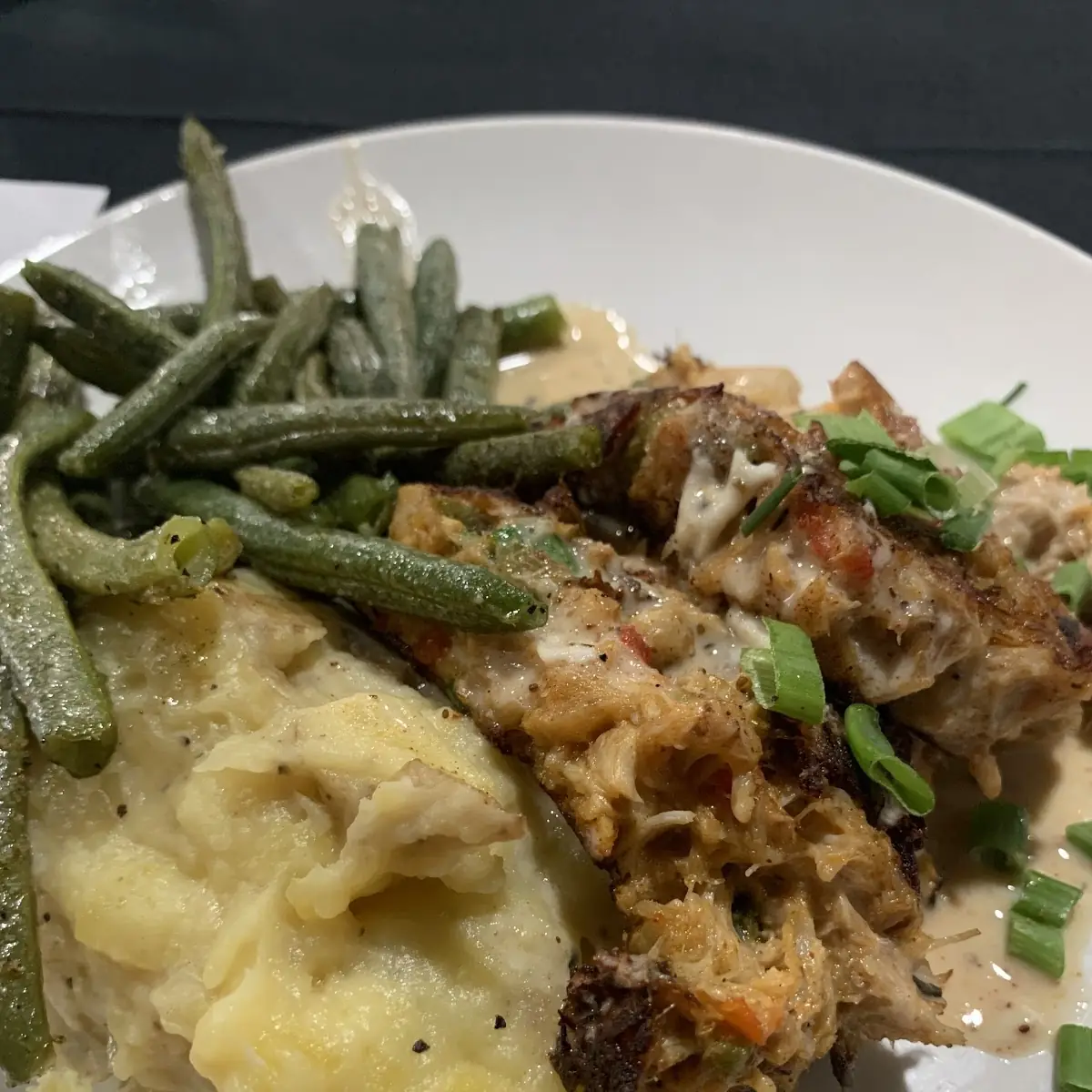 Crab Cakes with Mashed Potatoes