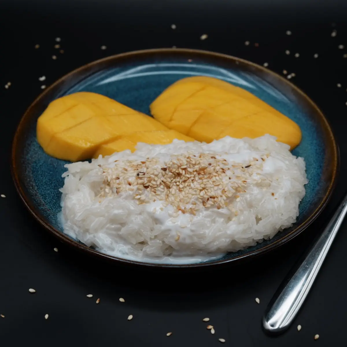 Mango with Rice Pudding