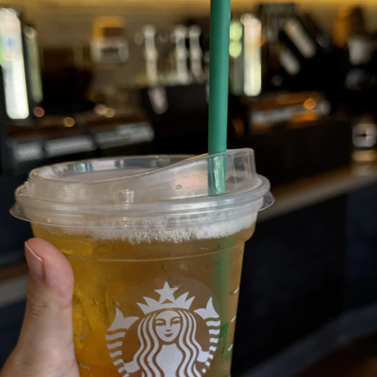 Iced Peach Green Tea Lemonade